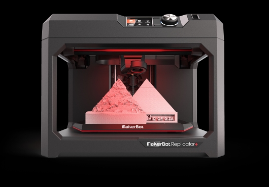 Spolenost MCAE Systems prostednictvm znaky MakerBot uvd na trh nov 3D tiskov een pro pedagogy i profesionly