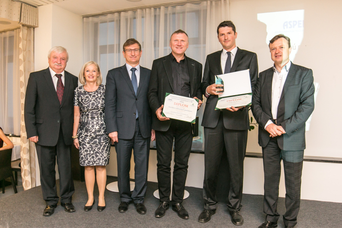 NATUR-PACK získal 1. miesto v rámci Národnej podnikateľskej ceny za životné prostredie 2015 NATUR-PACK získal 1. miesto v rámci Národnej podnikateľskej ceny za životné prostredie 2015