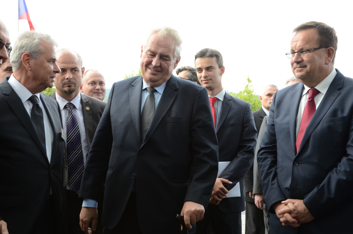 MSV opět navštívil prezident Miloš Zeman, který poprvé v historii přednesl projev jak na zahájení, tak na Sněmu Svazu průmyslu a dopravy ČR MSV opět navštívil prezident Miloš Zeman, který poprvé v historii přednesl projev jak na zahájení, tak na Sněmu Svazu průmyslu a dopravy ČR
