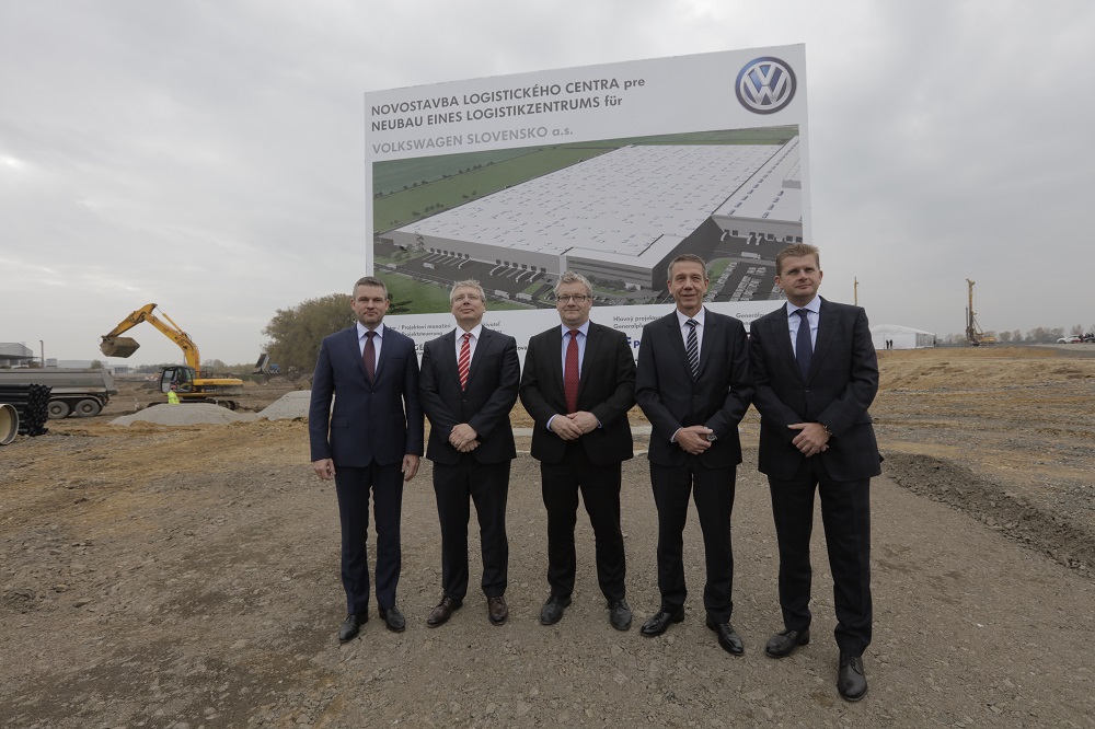 Pri Volkswagen Slovakia vznikne nov&eacute; logistick&eacute; centrum