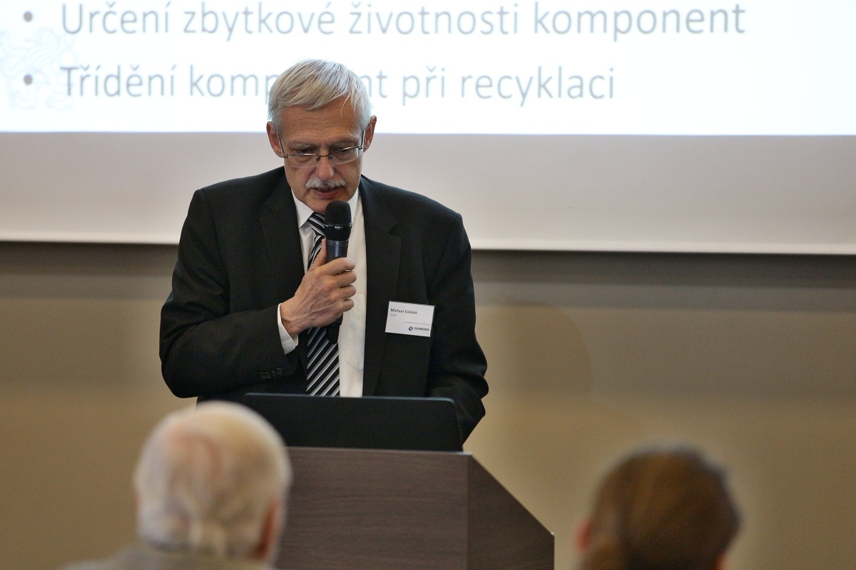 Valášek, M., Fakulta strojní ČVUT v Praze Valášek, M., Fakulta strojní ČVUT v Praze