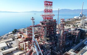 Investice Skupiny MOL a společnosti INA přinášejí výsledky: V Rijece startuje klíčová fáze testování nové výrobní jednotky