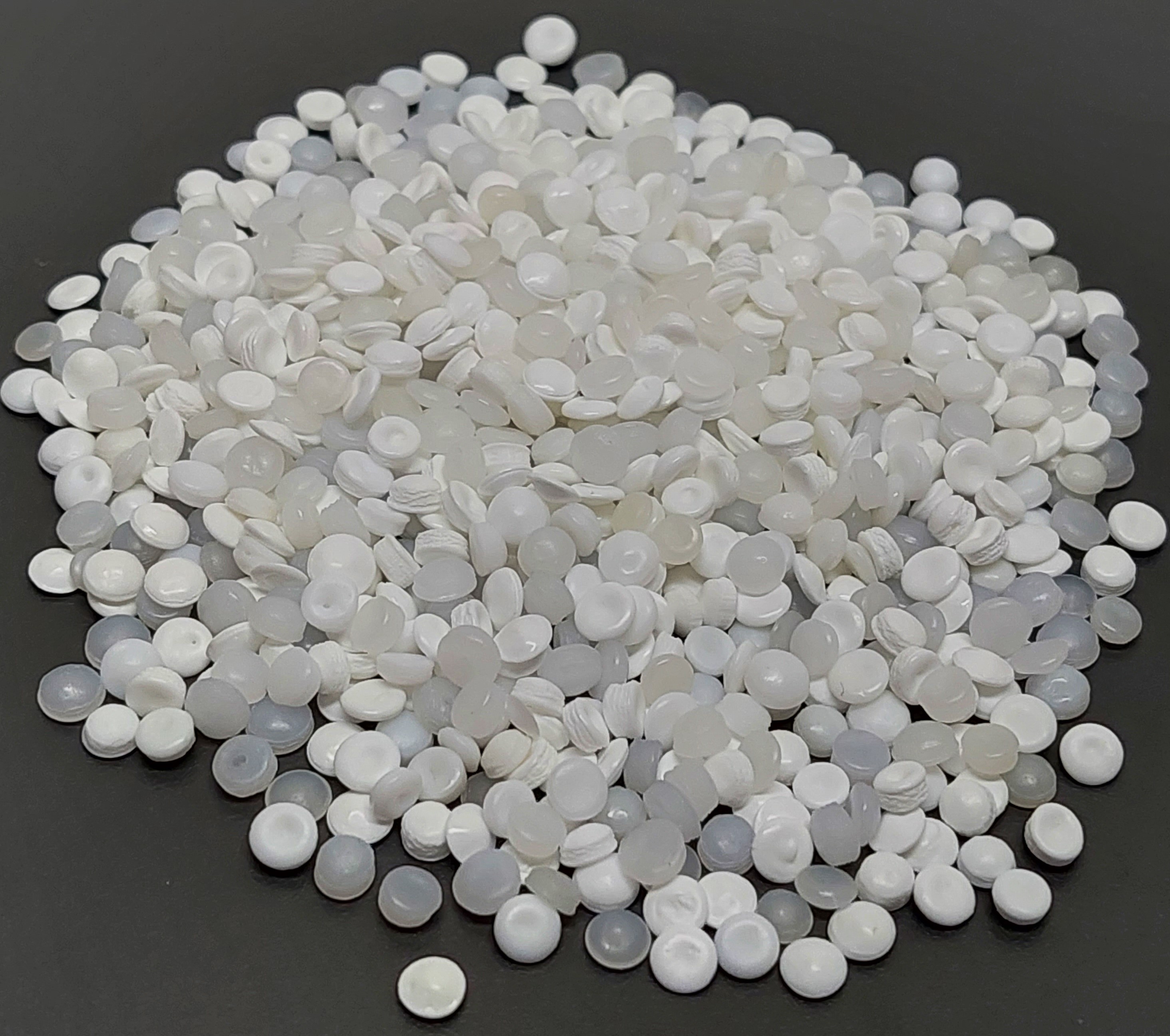 HDPE regranulát - natur/bílá